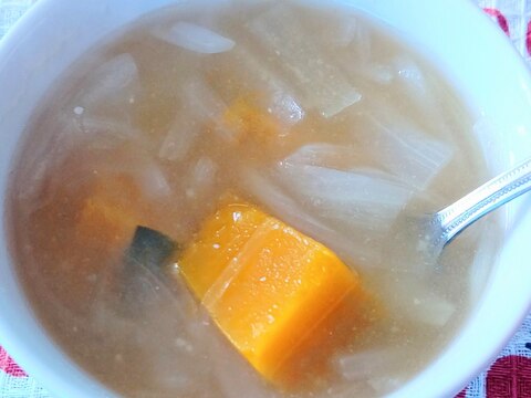 かぼちゃと玉ねぎのお味噌汁☆